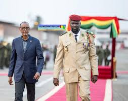 Paul Kagame en Guinée : Echanges économiques et miniers contre appui sécuritaire